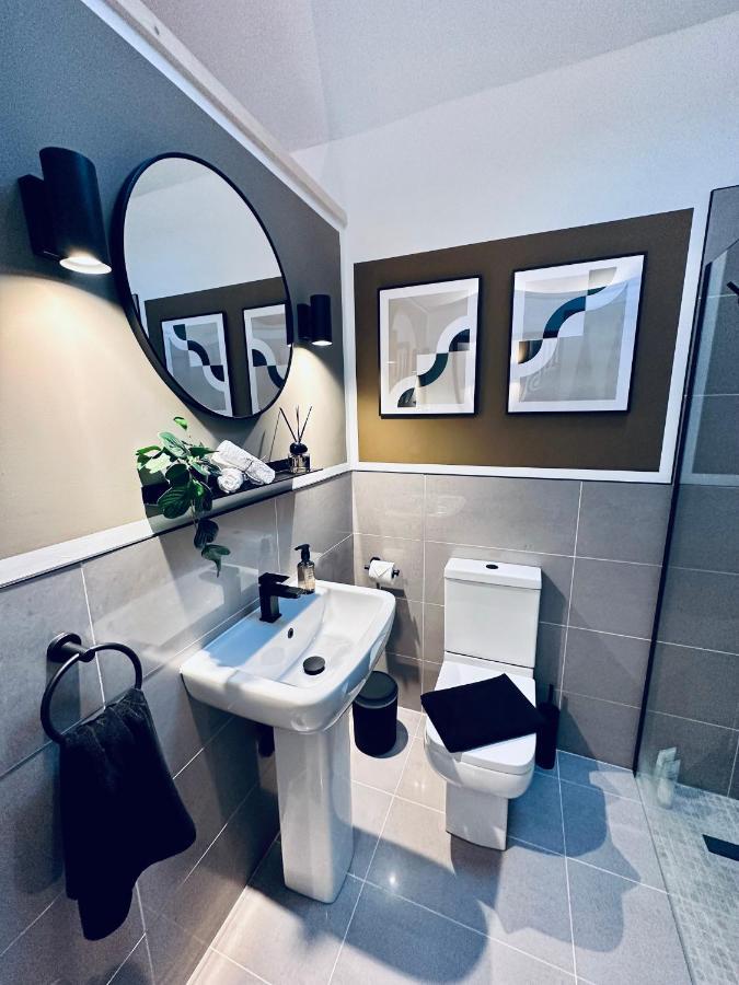 Luxury Self-Contained Suite. Cardiff Bagian luar foto